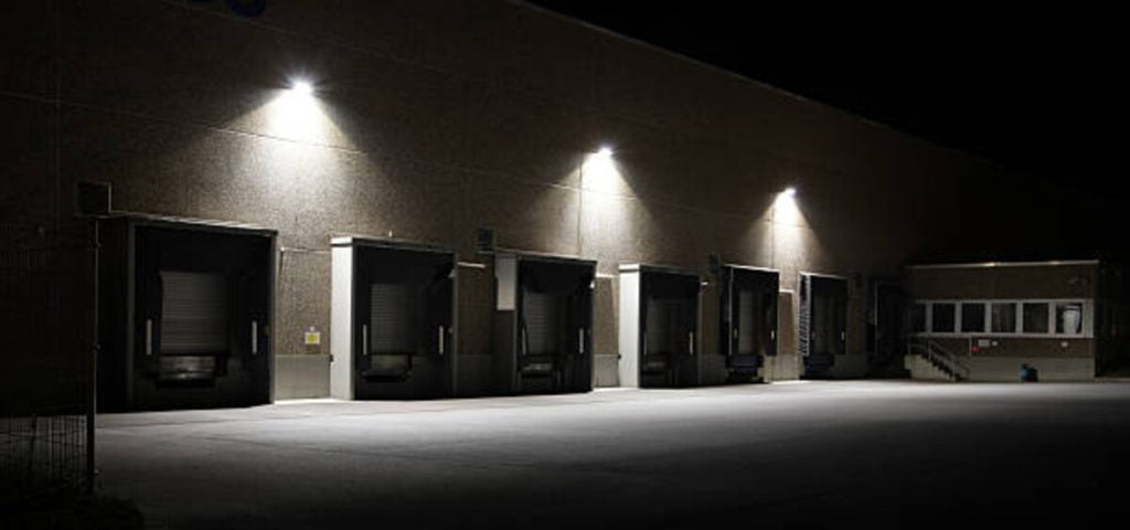 outdoor facade lighting