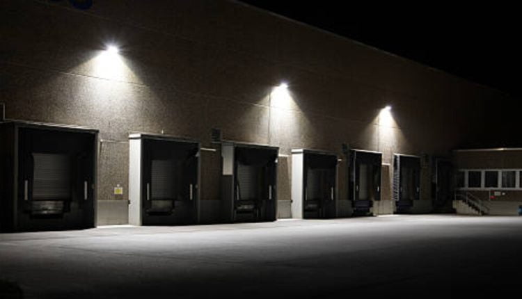 outdoor facade lighting