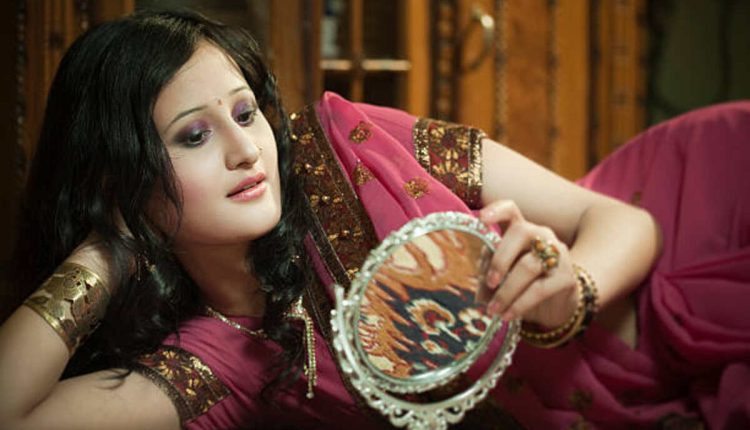 indian cross dressing stories